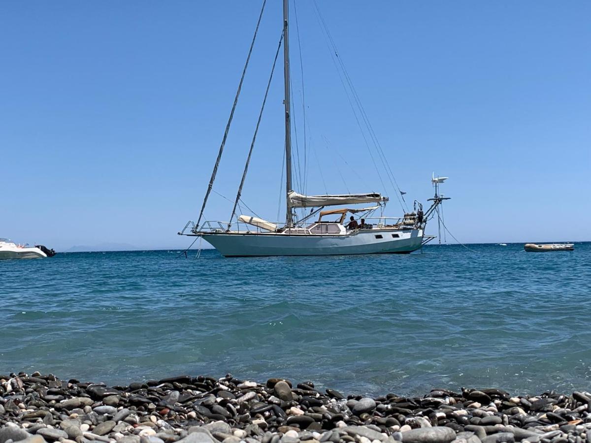Θέα - Thea Olympos Karpathos Appartement Buitenkant foto
